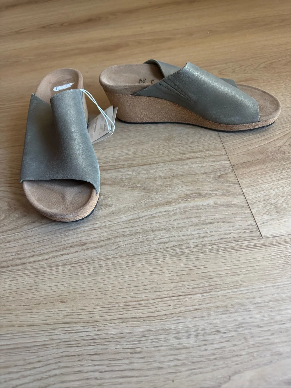 Birkenstock Papillion Namica Wedge Shoes Sandals Metallic Gold Suede sz 42 NWT